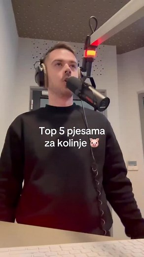 Playlista za kolinje is readyyyyy! 🐷 | Happy FM