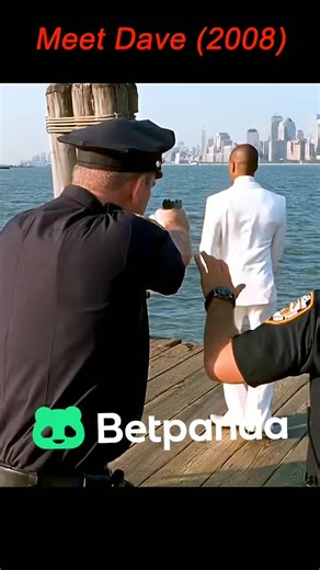 EASY MOVIES on Instagram: "Meet Dave 2008 ‧ Family/Comedy ‧ 1h 30m In the 2008 sci-fi comedy Meet Dave, Eddie Murphy plays two roles: a tiny alien Captain and the human-sized spaceship he maneuvers. The story begins when an orb-shaped craft lands in Liberty Island's waters. This "ship" is actually a perfect replica of a man, operated by a crew of miniature extraterrestrials seeking to save their dying planet by draining Earth’s oceans. ​Navigating New York City proves chaotic. As "Dave" attempts
