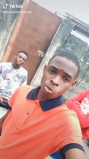 Vidéos de Ghislain_uk (@boussougoughislain2.0) avec son original - Ghislain_uk