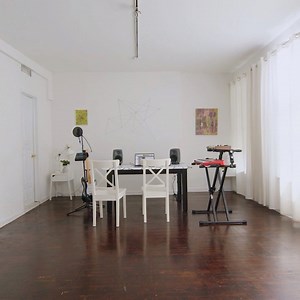 Hello everyone,⁣ ⁣ Tomorrow is a big day. I will be putting out new music, for the first time since the release of my last album. Are you wondering how you can hear this song? Well, funny, you should ask!....⁣ ⁣ The song will be available as a high-quality wav file to anyone who signs up to my official Patreon page. Yes, that's right, I am going to be launching my official Fanclub with the fine people over at Patreon. Become a patron now: www.patreon.com/Kimbra ⁣ In the meantime, here is a sneak