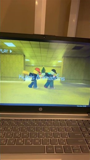 Builderman & Roblox dancing [don’t mind the vacuum]