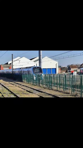 Vidéos de ՏᑭOTTᗴᑌᖇ ᑎOᖇᗪIᑫᑌᗴ 🇨🇵 (@train._.sncf_59) avec original sound - AUDIO
