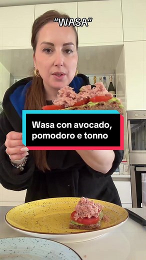 Wasa con Avocado, Pomodoro e Tonno