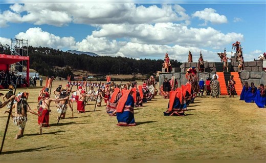 ¿Cómo se celebraba el Inti Raymi en la época de los incas y por qué se realizaban sacrificios?