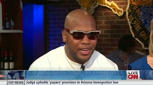 Flo Rida gets 'low' for veterans at DNC
