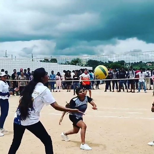 Throw Ball