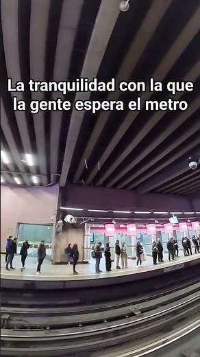 Así se vive el Metro de Santiago en hora punta 🚇🇨🇱