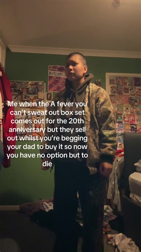 brendon if you can hear me please do another release im dying of cancer here man how can you deprive a cancerous child @Panic! At The Disco #afycso #patd #brendonurie #panicatthedisco