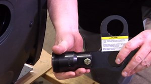 Evinrude E-TEC Outboard Handling and Installation