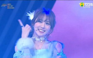 宇宙少女-Secret (Live At 2016 Asia Artist Awards) (Live) (是秘密啊)(蓝光)