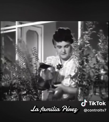 La Familia Pérez (1949) - Película Completa | Joaquín Pardavé