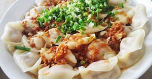 8 Unique Foods To Eat on Chinese New Year