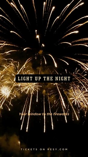 THIS SUNDAY is The Strand House annual #LightUpTheNight holiday dinner party! Join us to enjoy a 6-course chef dinner with a view of the #ManhattanBeachFireworks 🎆 Reservations are $225 per adult and $95 per child (ages 12 & under). Elevate your multi-course dinner with an optional wine pairing for an additional $75 🍷 Reserve your window to the fireworks on resy.com! #strandhousemb #downtownmanhattanbeach #fireworkshow #southbay #dinnerandashow #chefdinner #losangelesevents #discoverla | The S