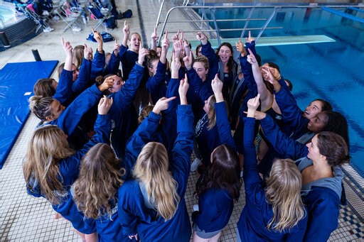 Women's Swimming & Diving