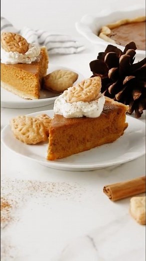 Thanksgiving Favorites: Best Classic Pumpkin Pie Recipe