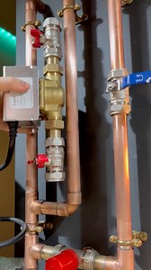 How to install 2 port valves for fast and simple servicing and now ready to use the flushing tubes from @clevercoupler for faster power flushing! Isolation valves on heating valves 😍 #plumbing #toolbag #plumber #heating #plumbingporn #copper #gas #plumbersoffacebook #pipes #copper #tools #cleancopper #copper #handtools #tools #work #plumbproud #diy #howto #viral | Matthew Marciniak