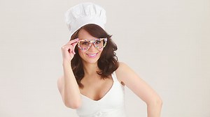 Cake Decorating Brand Bakes Up a Partnership With YouTube Star Rosanna Pansino