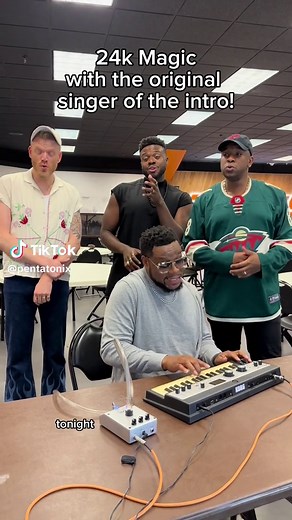 #voiceeffects who needs the autotune filter when you have Mr. Talkbox | voice effect