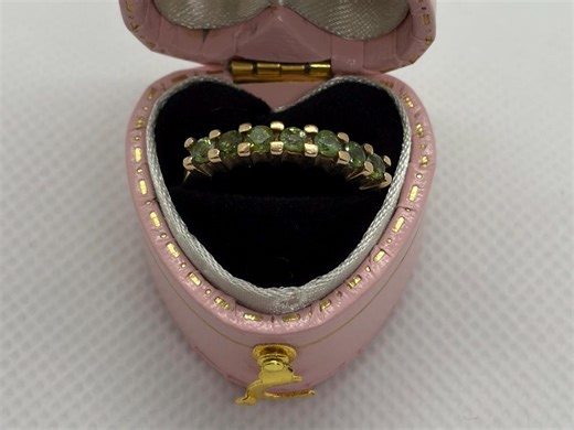 Emerald Eternity Ring in 9ct Gold - Etsy