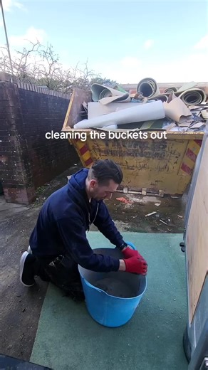 Easy Cleaning Hacks for Flexible Buckets