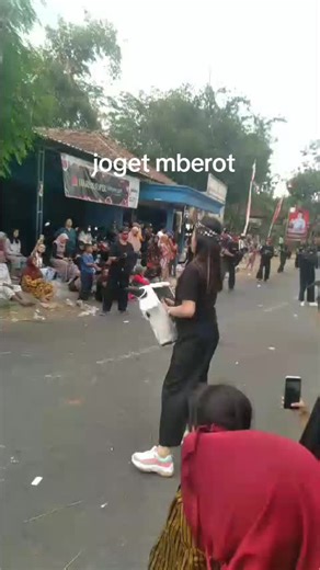 TikTok · sam_572