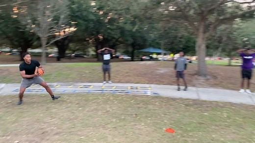 Compete drills with explosive technique.#Excelspeed #GetTheWChallenge #explosivetraining #excelspeedathlete #speed