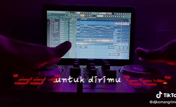 DJ Komang Remix: Ramein Lagu Sad Baru Ni