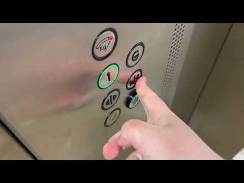 Amazing Clunks! ThyseenKrupp Galaxy Lift at the Marshes Shopping Centre in Dundalk