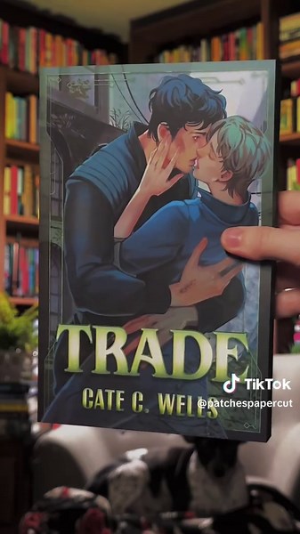 Eeeek! My paperback copies for AH2 Romance Collection’s After the End Kickstarter arrived! 💕 The quality is insanely good, the artwork is incredible, I cannot wait to dive into these dystopian romances! #ah2romance #aftertheend #kickstarter #aftertheendkickstarter