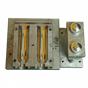 [Hot Item] Plastic Bottle Blow Moulding Mold