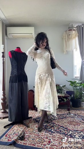 1950s Bullet Bra: A Vintage Fashion Treasure