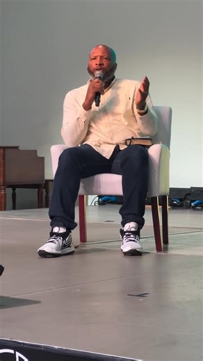 WOW!!! Check out last night’s “Summer Shift” Bible Study & Panel Discussion about “Idols, Fraternities & Sororities!!” TRULY grateful for Robert Pringle & Javien Moore for their thoughtful, spiritual & civil discourse!! Robert denounced his fraternity & Javien is still an active member of his fraternity!!! We followed this up with me teaching, “I May Have An Idol”!!! Go to The House of Hope Atlanta’s YouTube Channel & check it out! https://www.youtube.com/@HOHATL #12StepsToBETTER #HouseOfHopeAtl