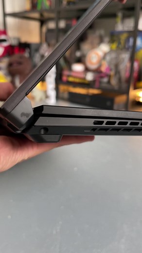 Asus ROG Zephyrus S17 Gaming Laptop Review