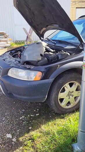 Exploring the Volvo Engine Compartment in Detail