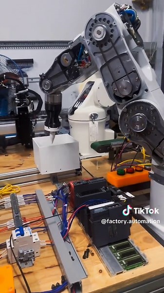 Làm quen với Robot EPSON #tudonghoa #fyp #tvtech #codientu #factoryautomation