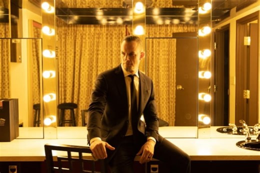 MARK TREMONTI Says Second Volume Of 'Tremonti Sings Sinatra' Could Become Reality