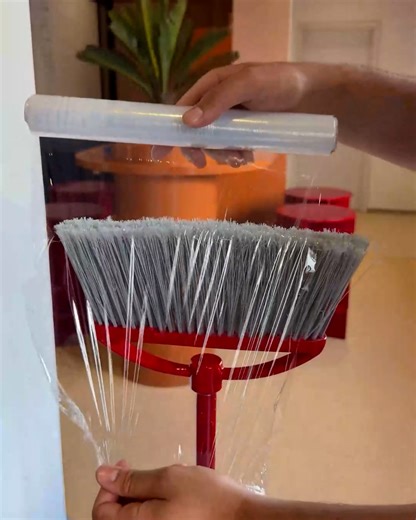 1.1M views · 3K reactions | Genius broom hack you should try 粒 | Magic Hands Creations | Facebook