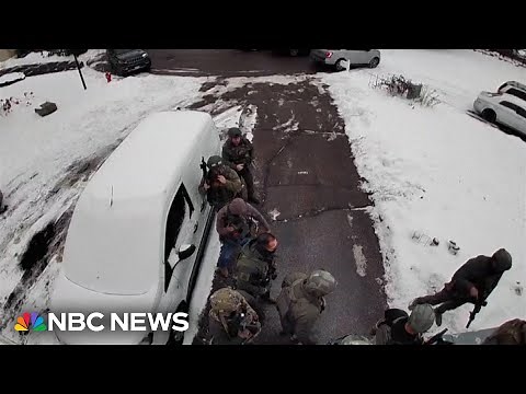 Video shows a massive ICE raid on a Minnesota home