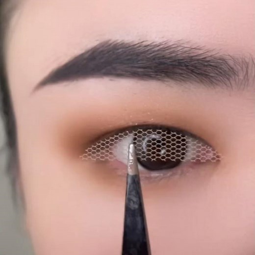 Double Eyelid Tap Tutorial ✨ Easy Natural Look | Best Double Eyelid Tap Recommendations #shorts