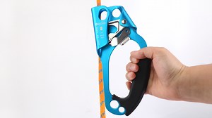 Watch NewDoar UIAA & CE Certified Climbing Rock Hand Ascender on Amazon Live