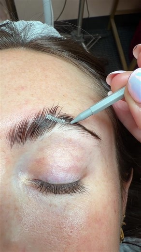 Obsessed 🤩🤩 Brow lamination step 3👌🔥 #browlamination #brows #hanabeautyboston #browlifting #browtransformation