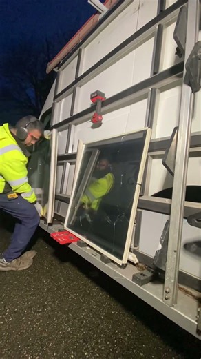 Window repair, glass replacement in sliding vinyl window.