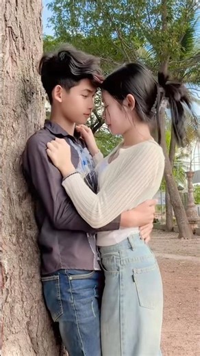 Such a Cute and Sweet Hug With My Friend 🤗✨ #CuteMoment #SweetHug #FriendlyVibes #WholesomeVideo