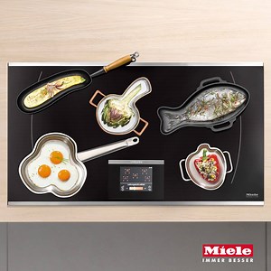 Do it your way! The entire surface is available for cooking. In Multi mode, up to five items of cookware are automatically recognised in any position! | Miele