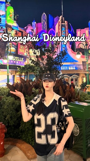 POV: 당신이 상하이 디즈니랜드에서 보게 될 광경 What you’ll see at Shanghai Disneyland 🏰✨