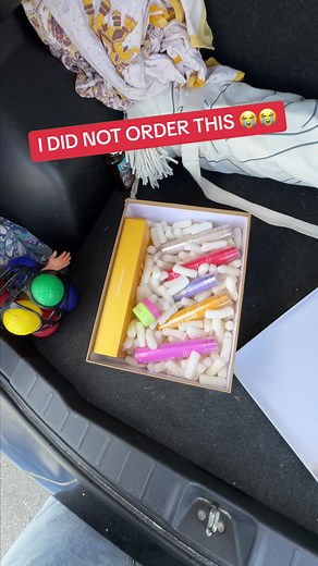 Unboxing the Surprising Hismile Toothbrush | Review & Bundled Flavors