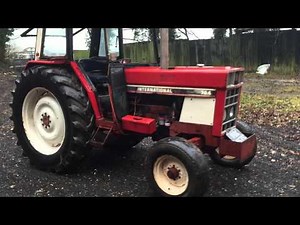 International 784 Tractor