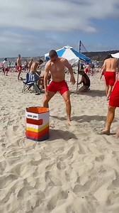 PRA ENTRAR NO CLIMA! Jogadores da Suíça curtem uma praia antes da Copa do Mundo
