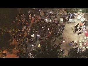 Τσάι με λεμόνι στο μπαλκόνι