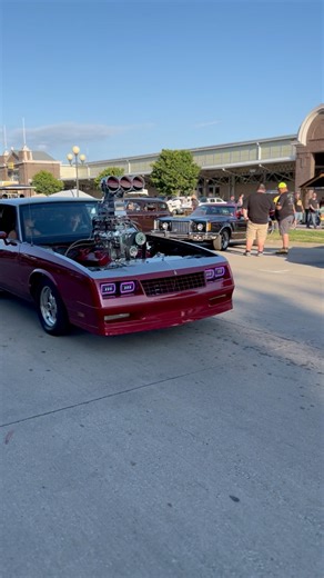 The supercharger whine on this Pro Street Monte Carlo is 👌 #chevy #montecarlo #supercharged #blown #supercharger #engine #prostreet #speedwaymotors | Speedway Motors